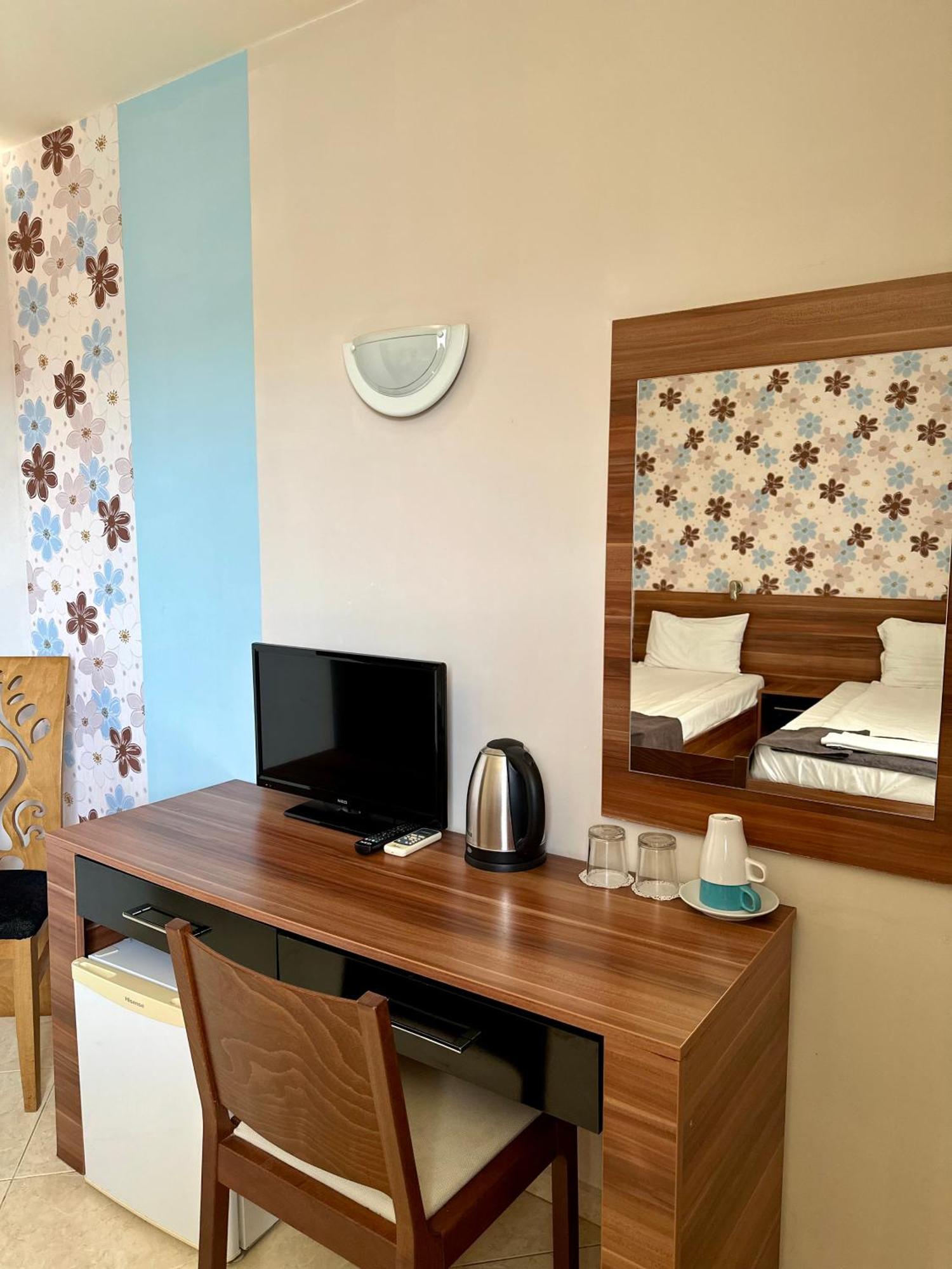 Hotel Brilliance Warna Zimmer foto