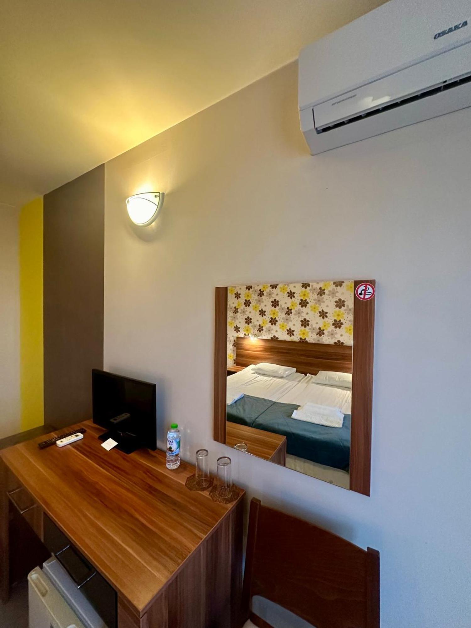 Hotel Brilliance Warna Zimmer foto