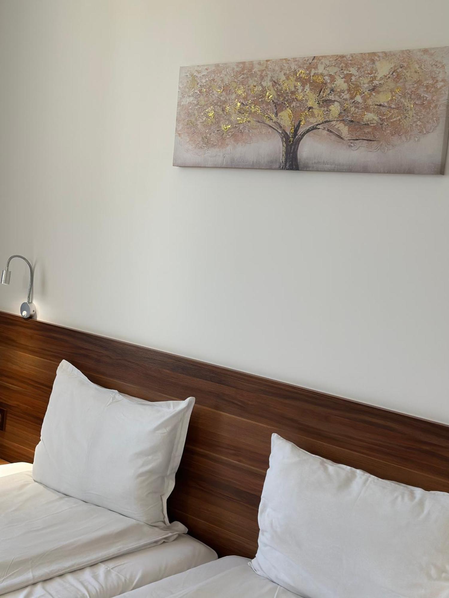 Hotel Brilliance Warna Exterior foto