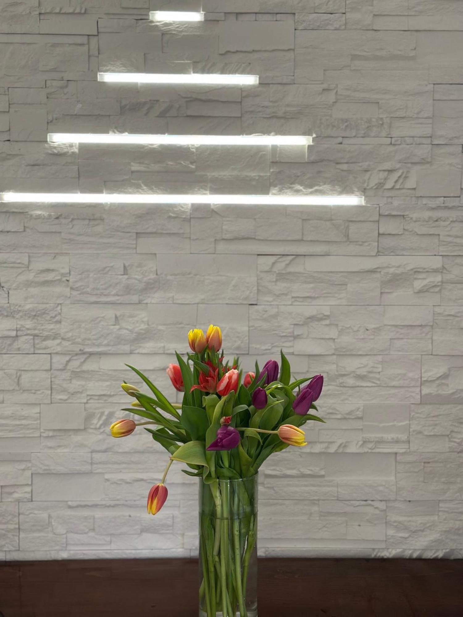 Hotel Brilliance Warna Exterior foto